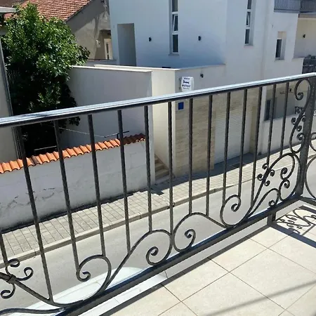 Διαμέρισμα In With Air Conditioning, Wi-fi, Washing Machine, Dishwasher 4323-5 *