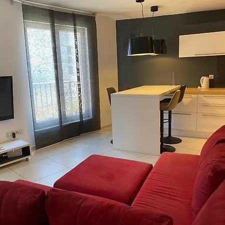 In With Air Conditioning, Wi-fi, Washing Machine, Dishwasher 4323-5 Vodice