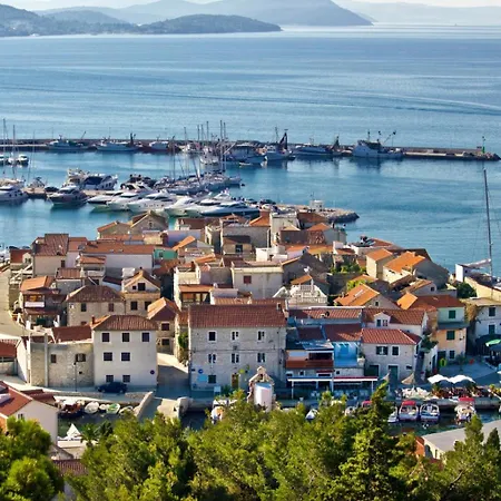 In With Air Conditioning, Wi-fi, Washing Machine, Dishwasher 4323-5 * Vodice