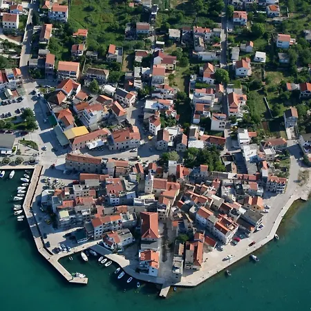 In With Air Conditioning, Wi-fi, Washing Machine, Dishwasher 4323-5 *