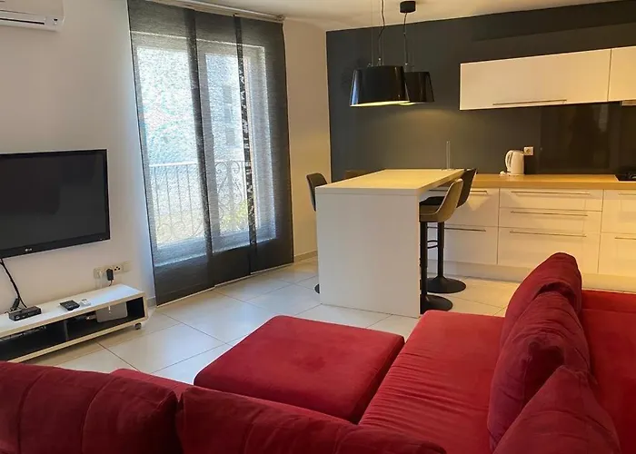 In With Air Conditioning, Wi-fi, Washing Machine, Dishwasher 4323-5 Водице