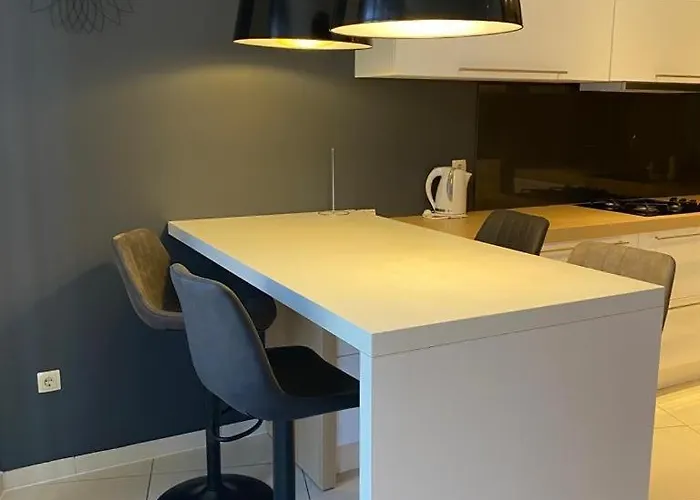 In With Air Conditioning, Wi-fi, Washing Machine, Dishwasher 4323-5