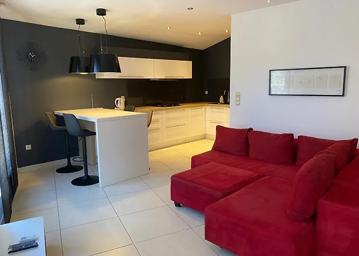 In With Air Conditioning, Wi-fi, Washing Machine, Dishwasher 4323-5