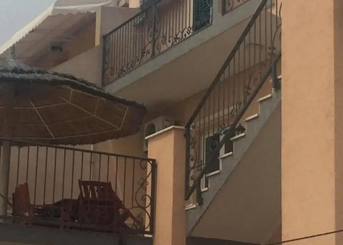 In With Air Conditioning, Wi-fi, Washing Machine, Dishwasher 4323-5