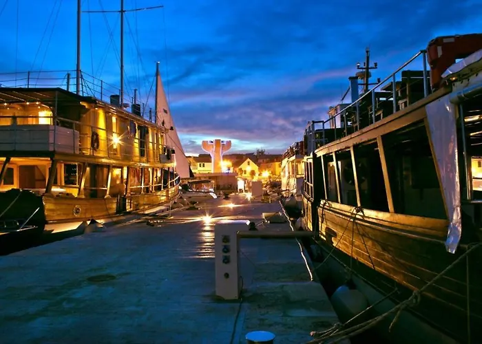 Апартаменты In With Air Conditioning, Wi-fi, Washing Machine, Dishwasher 4323-5